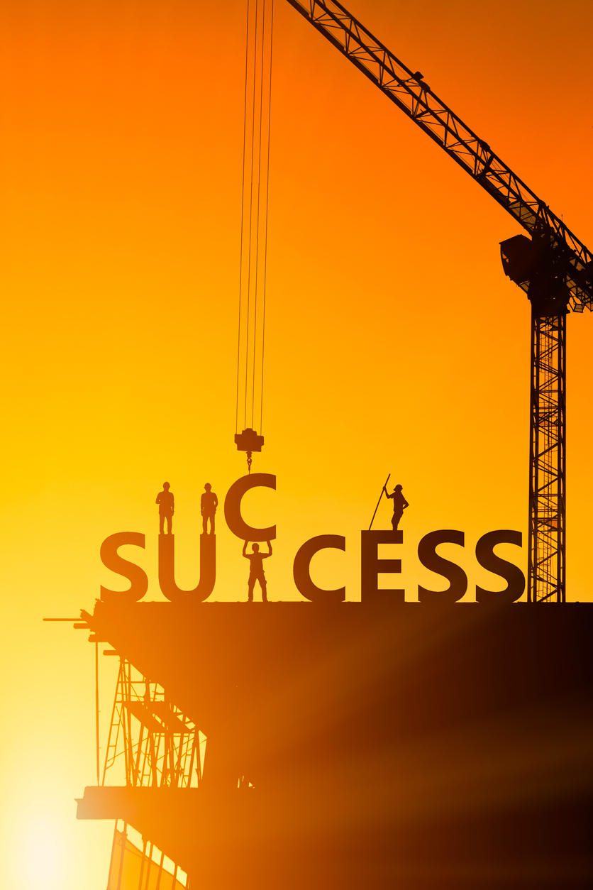 Shadow of the success of the construction worker, the concept of success of the work is tired than to accomplish it, which has been difficult.